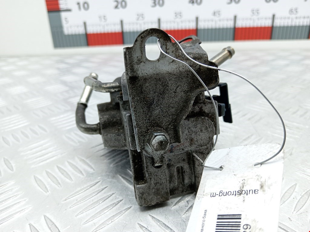 Кронштейн топливного фильтра TOYOTA Yaris II XP50 2005-2011