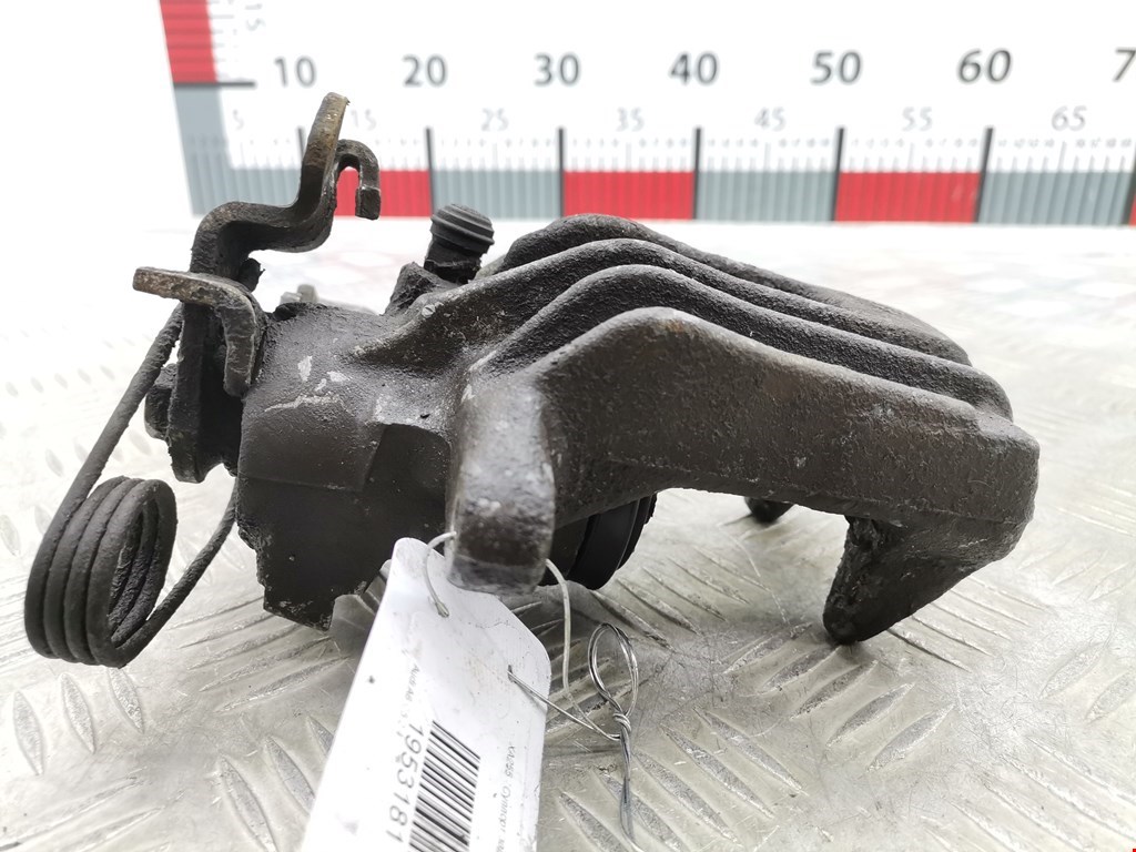 Суппорт задний правый AUDI A6 C5 1997-2004