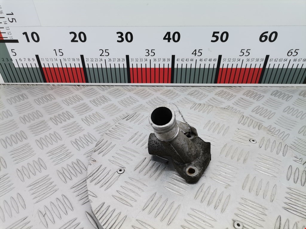 Тройник системы охлаждения MAZDA 323 BA 1994-1998