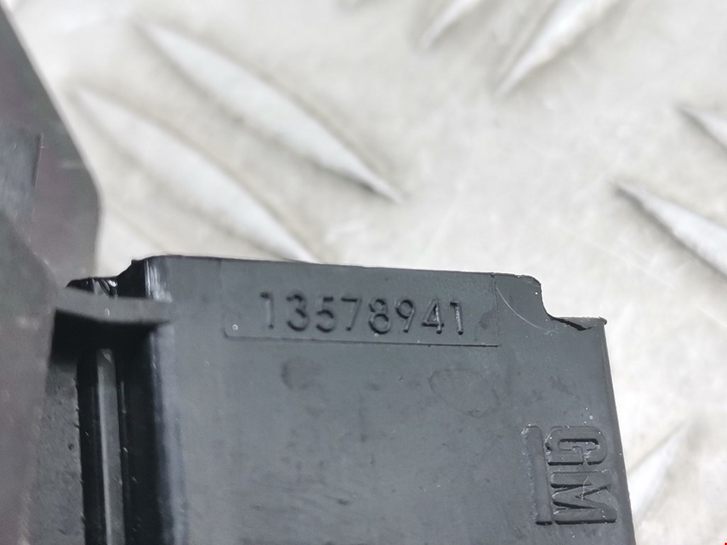 Замок багажника (крышки двери) CHEVROLET Orlando 2011-2015