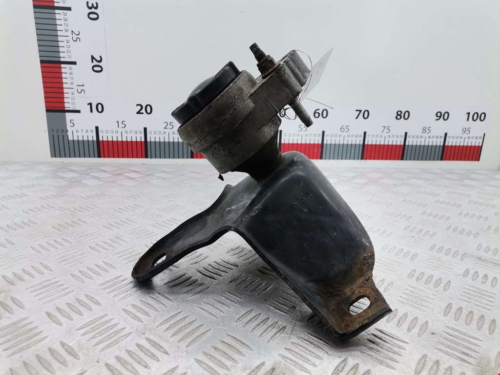 Подушка (опора) крепления двигателя Ford Focus 1 (1998-2005)