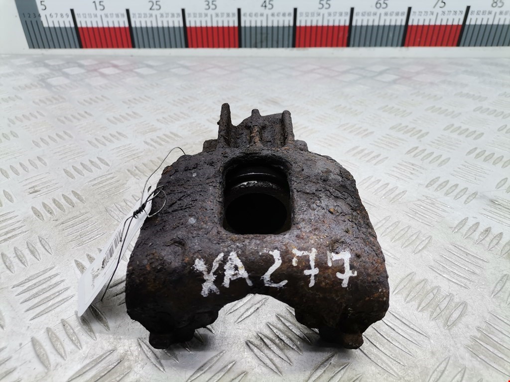 Суппорт передний левый FORD Focus I 1998-2005