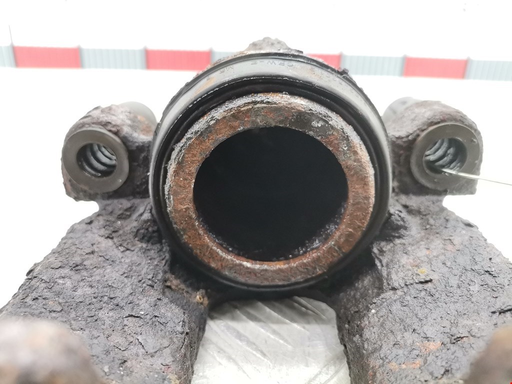 Суппорт передний левый FORD Focus I 1998-2005