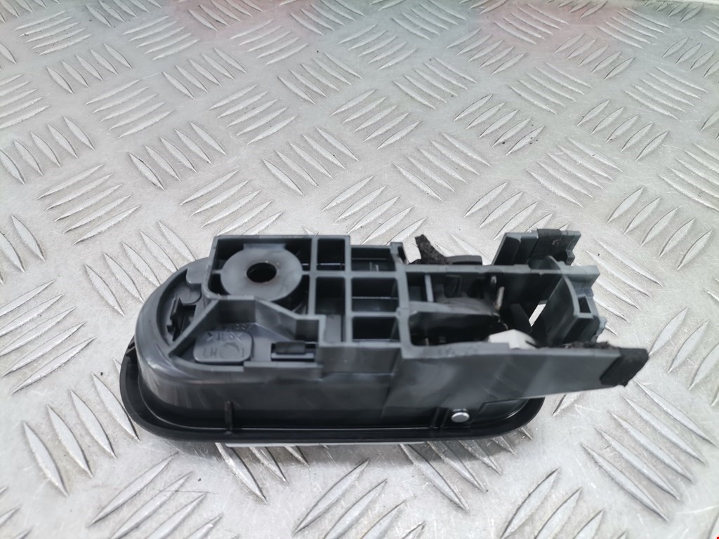 Ручка дверная задняя внутренняя левая MAZDA Mazda 6 GH 2007-2012