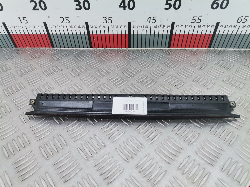 Фонарь дополнительный тормозной (стоп-сигнал) Volkswagen Golf 4 (1997-2004)