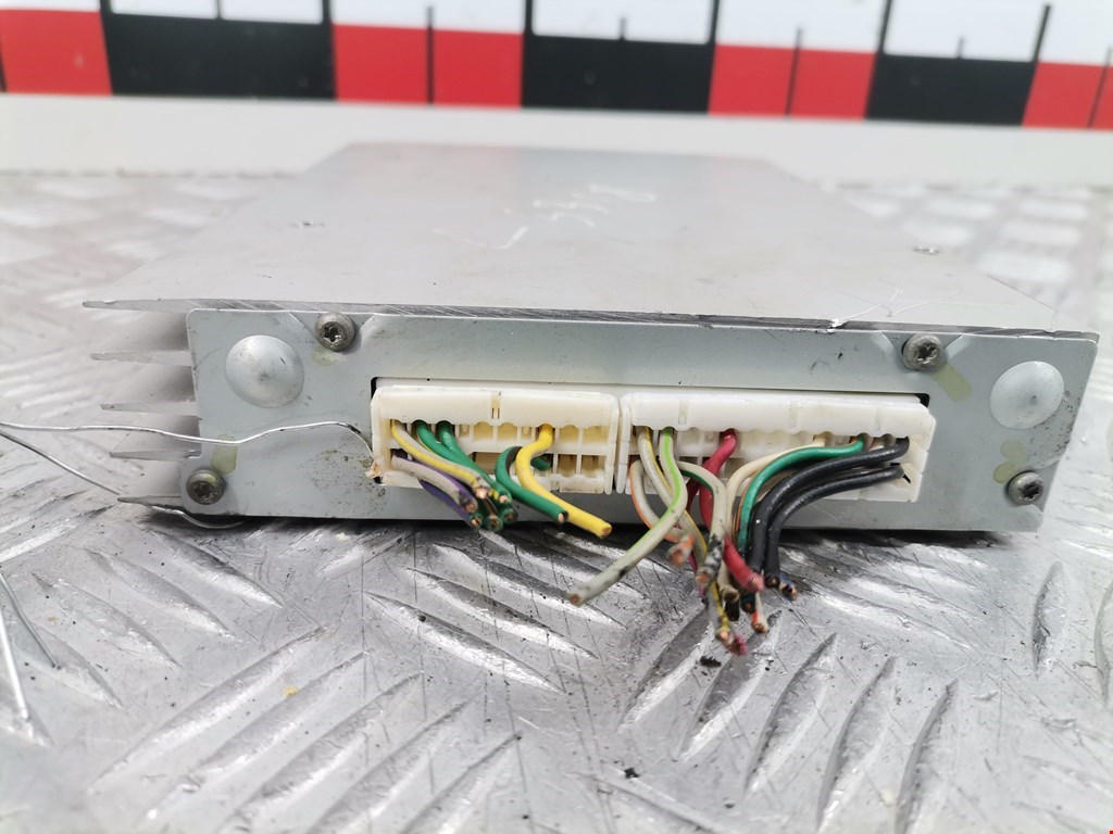 Усилитель акустической системы CHRYSLER Sebring III JS 2006-2010