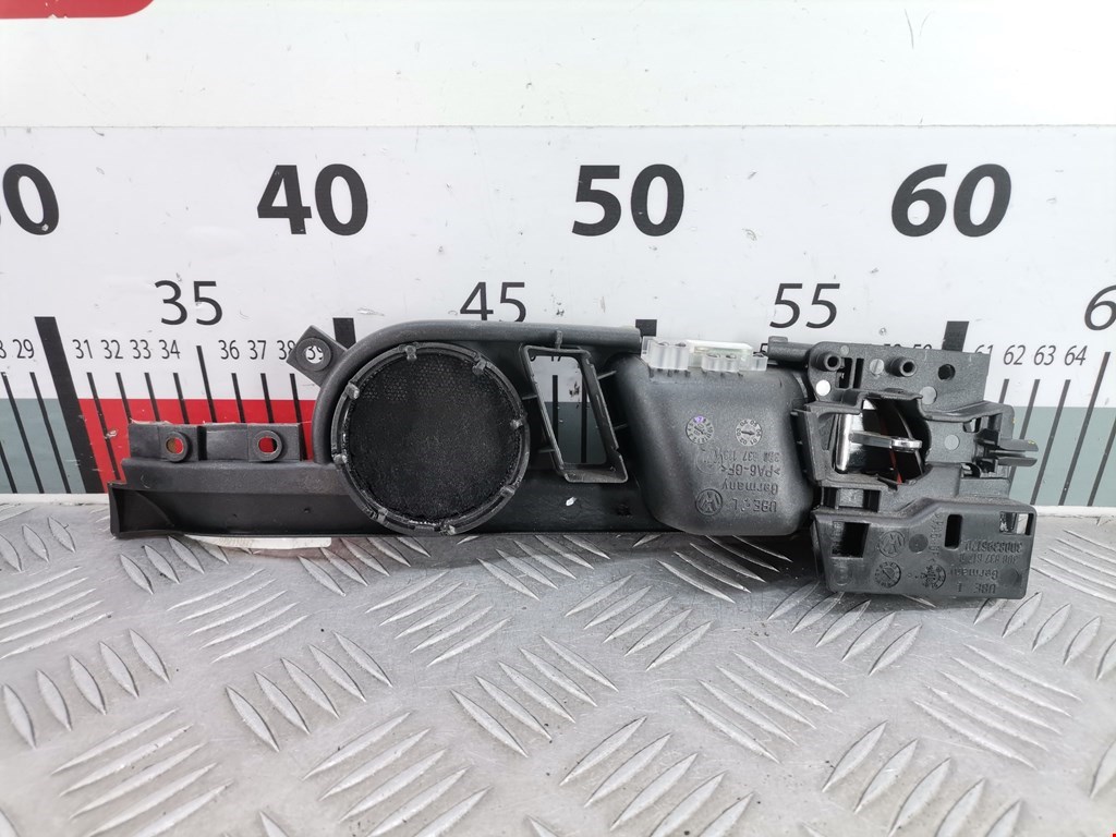 Ручка дверная передняя внутренняя левая VOLKSWAGEN Phaeton 2002-2016