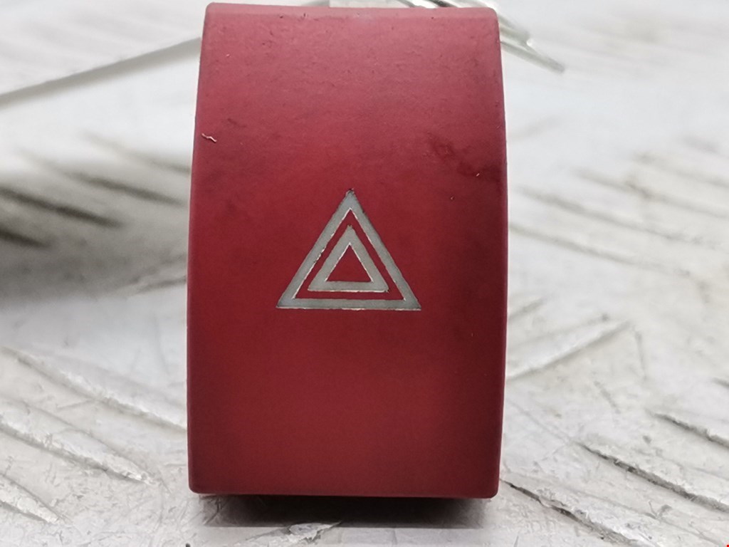 Кнопка аварийной сигнализации (аварийки) SKODA Octavia A5 1Z- 2004-2013