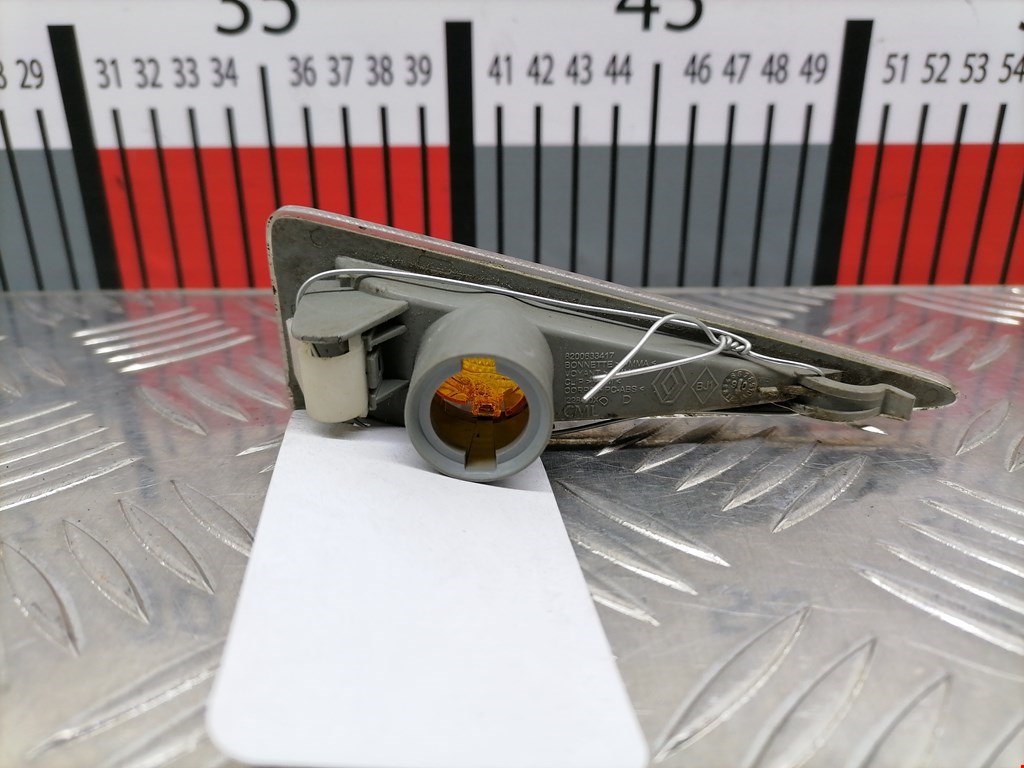 Повторитель на крыло RENAULT Espace 2003-2014