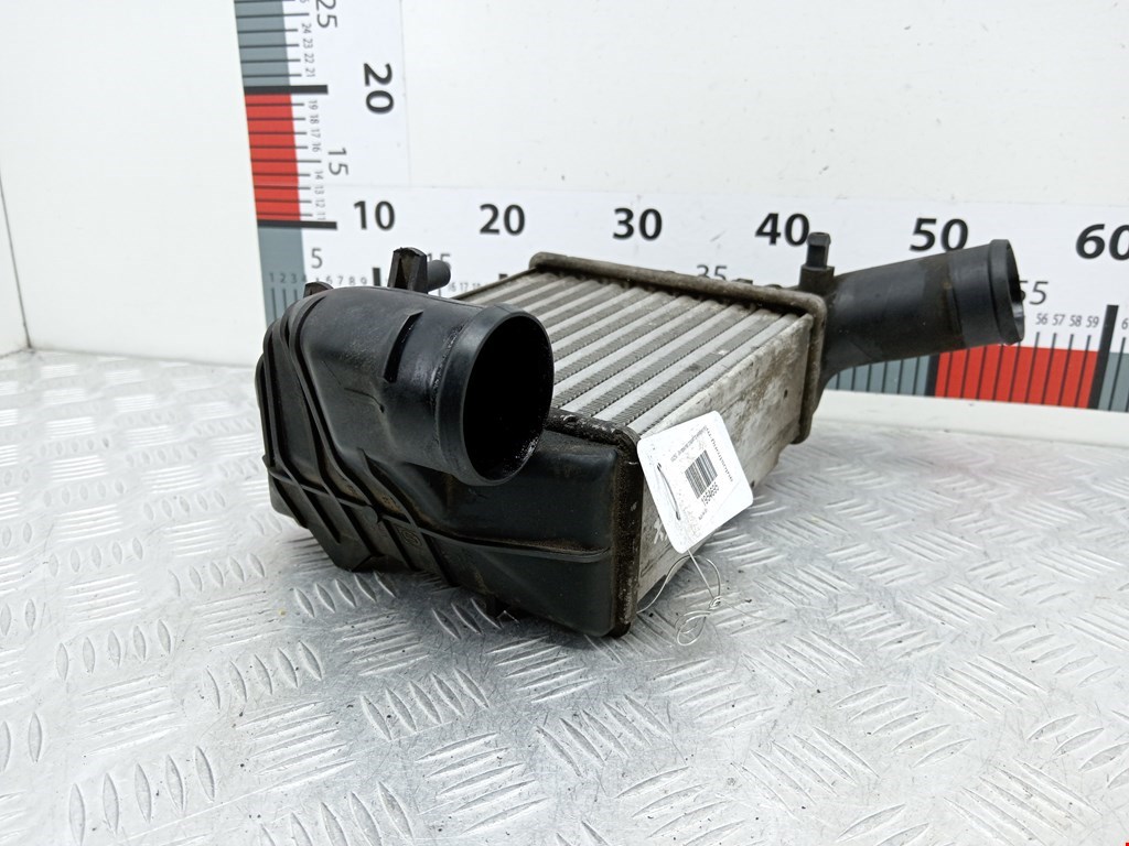 Интеркулер (радиатор интеркулера) AUDI A4 B5 1995-2001