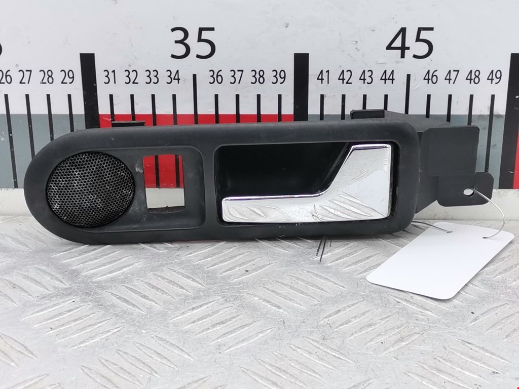 Ручка дверная задняя внутренняя правая VOLKSWAGEN Golf IV 1997-2003