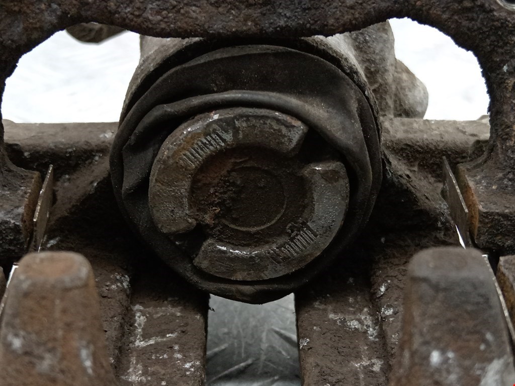 Суппорт задний левый PEUGEOT 307 2001-2008