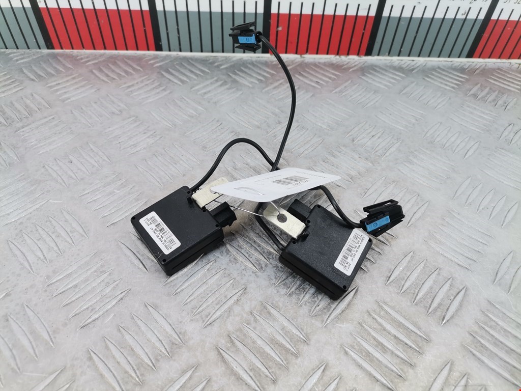 Усилитель антенны BMW X5 E53 1999-2006