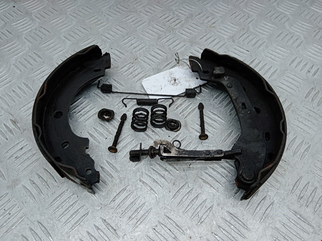 Механизм ручного тормоза (ручника) RENAULT Kangoo 1997-2008