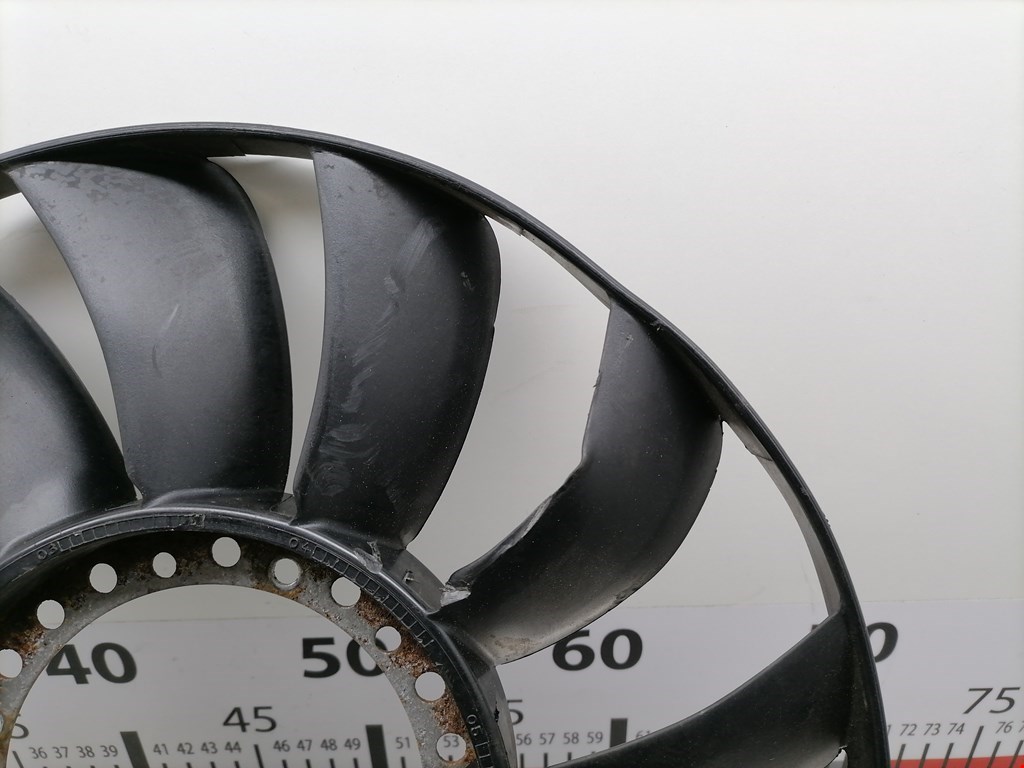 Крыльчатка вентилятора (лопасти) AUDI A4 B6 2001-2005