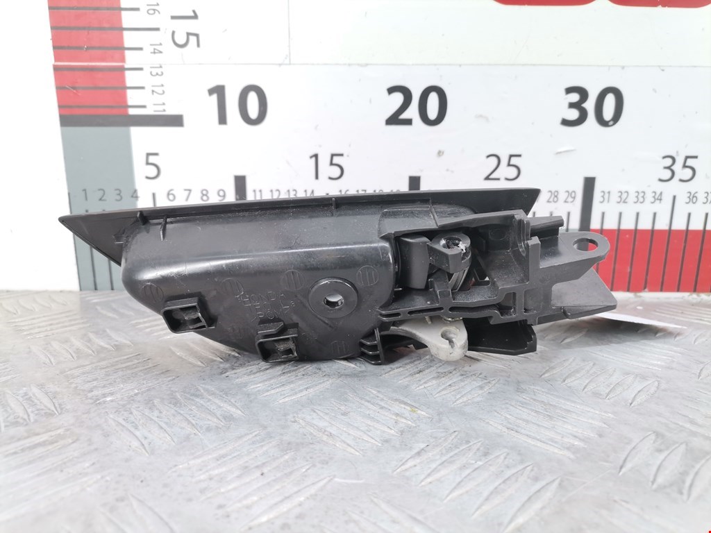 Ручка дверная передняя внутренняя левая HONDA Jazz 2008-2015