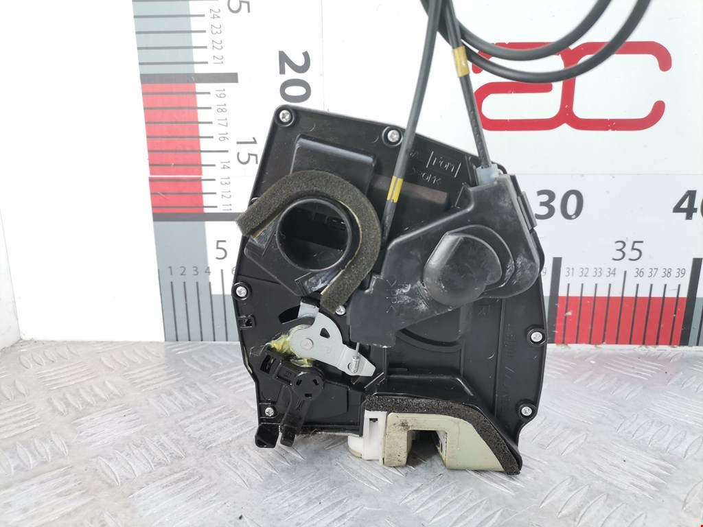 Замок двери задней правой SUZUKI Swift 2004-2010