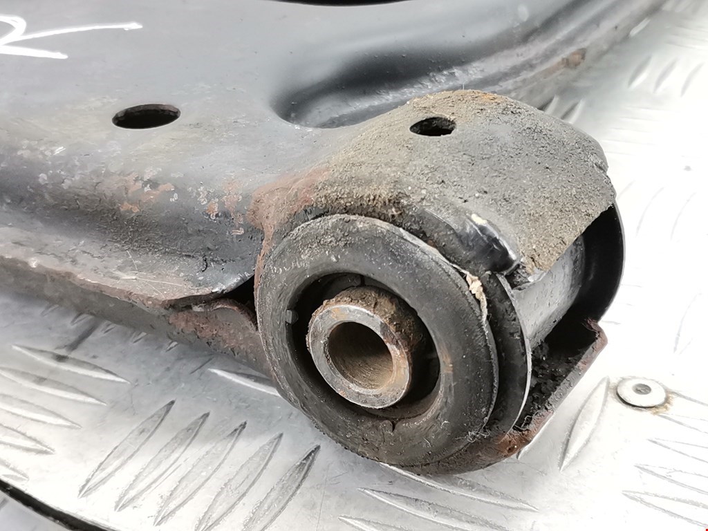 Рычаг передний правый OPEL Astra G 1998-2005