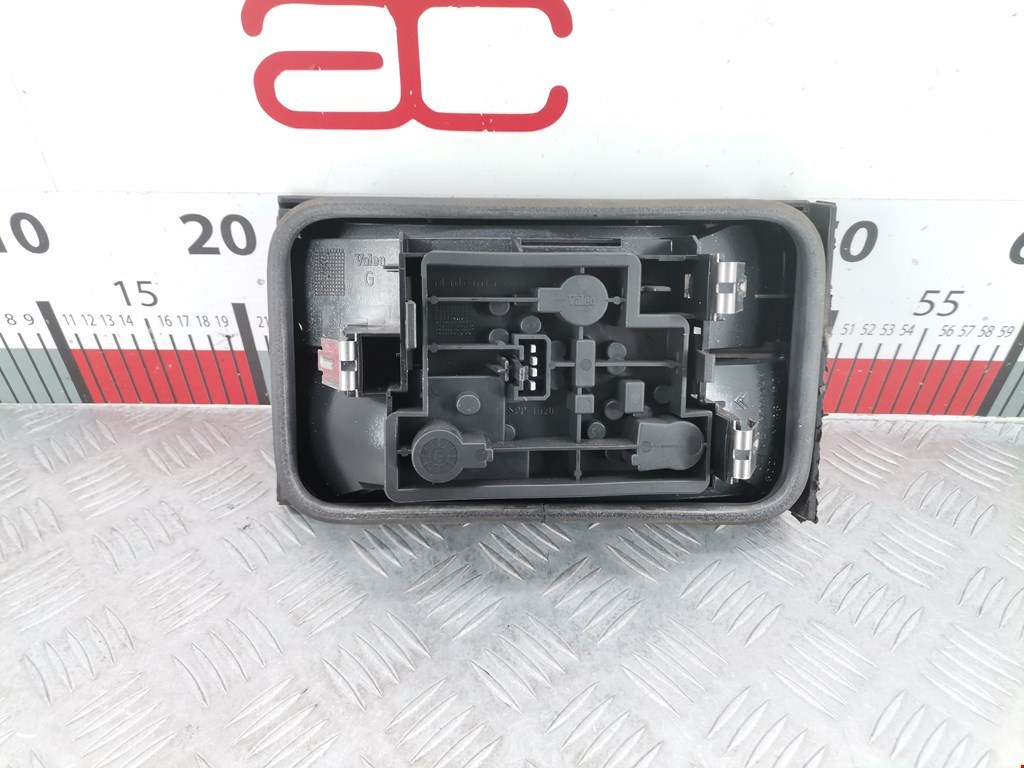 Фонарь задний внутренний левый CITROEN Xantia 1993-2002