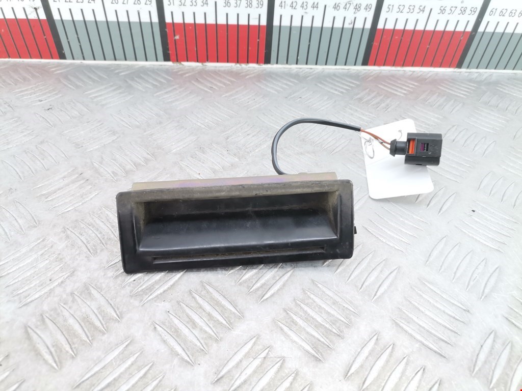 Ручка двери багажника наружная VOLKSWAGEN Golf IV 1997-2003