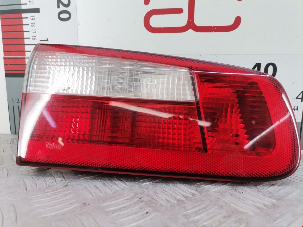 Фонарь задний внутренний левый RENAULT Laguna 2001-2007