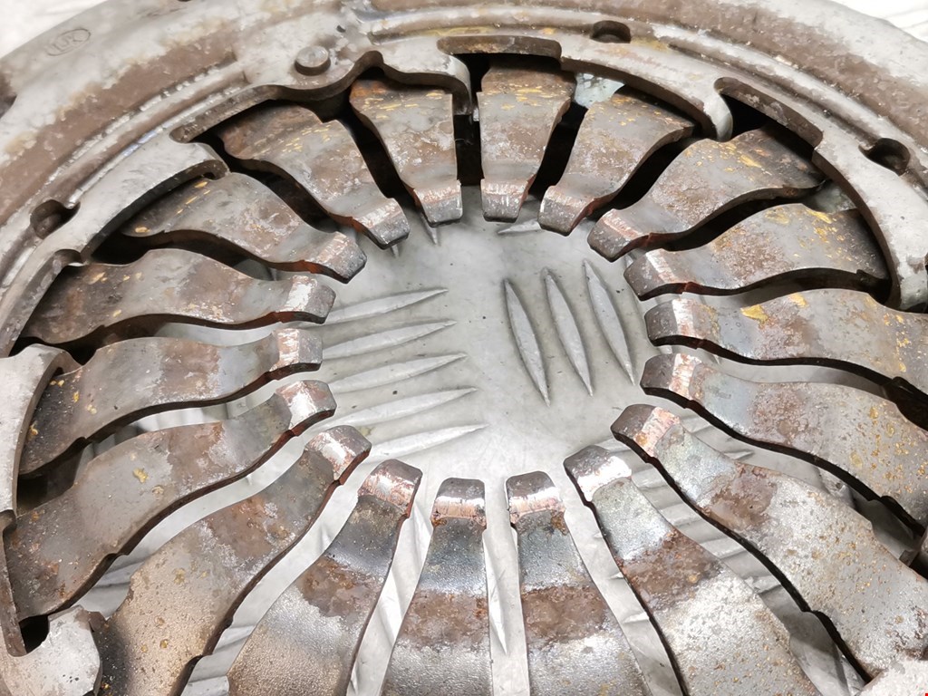 Маховик (демпфер сцепления) RENAULT Kangoo 2008-2021