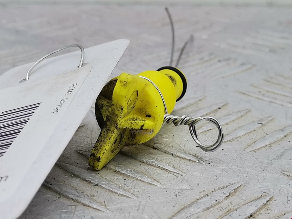 Крышка расширительного бачка TOYOTA Yaris II XP50 2005-2011