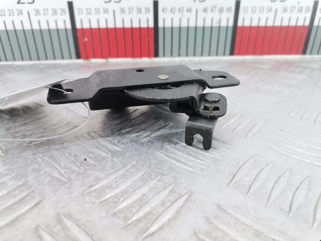 Замок двери передней правой PEUGEOT Partner 1996-2009