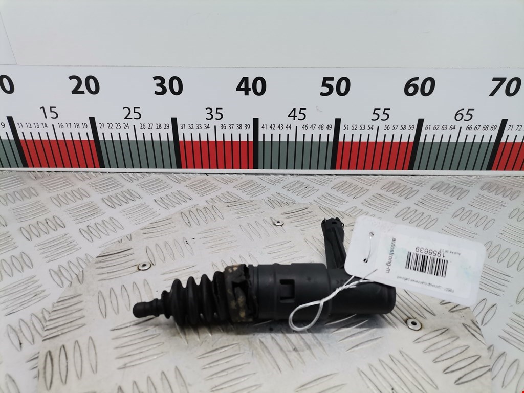 Цилиндр сцепления рабочий AUDI A4 B6 2001-2005