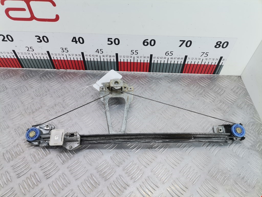 Стеклоподъемник задний правый MERCEDES-BENZ 190 (W201) 190 W201 1982-1993