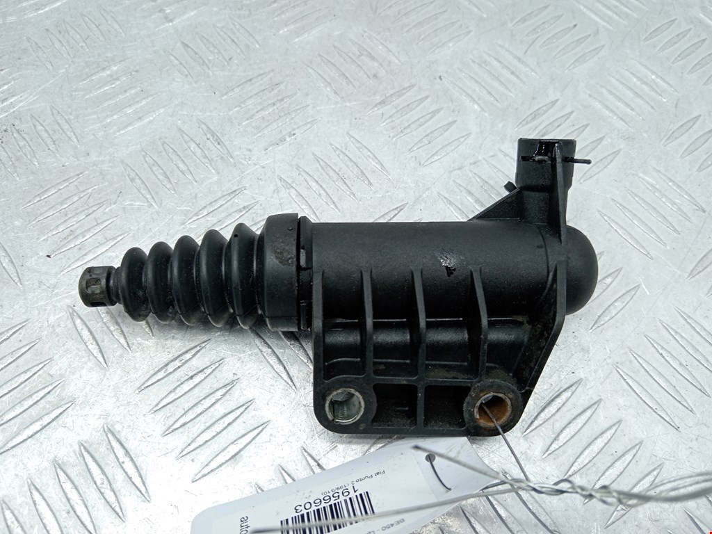 Цилиндр сцепления рабочий FIAT Grande Punto 2005-2009