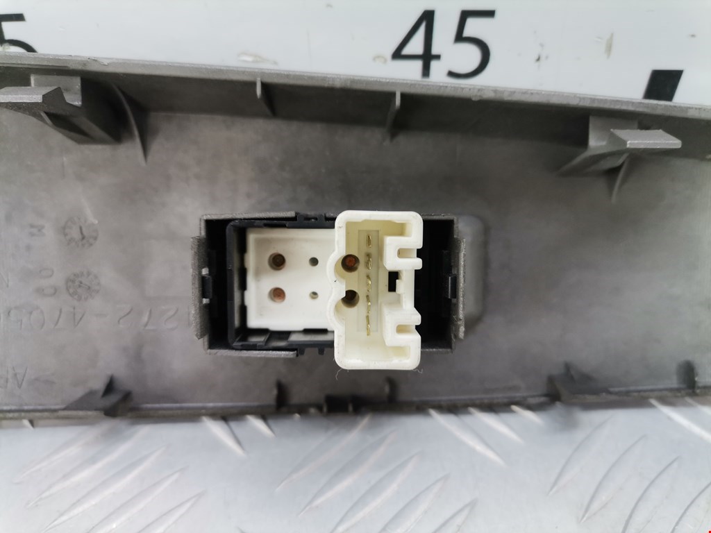 Кнопка стеклоподъемника TOYOTA Prius II XW20 2003-2012