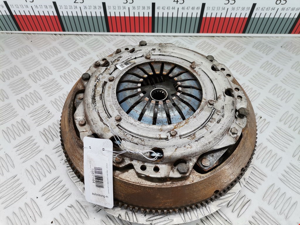 Маховик (демпфер сцепления) OPEL Astra H/Family 2004-2015