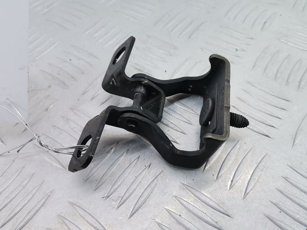 Петля крышки (двери) багажника Peugeot 308 (2007-2015)