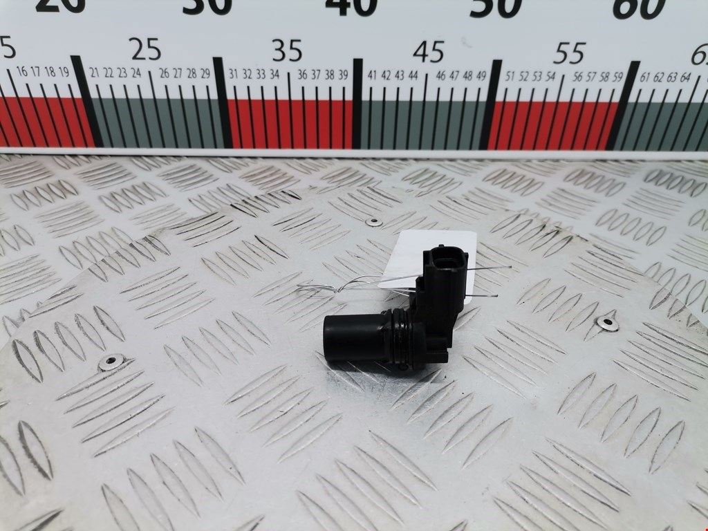 Датчик положения распредвала FORD Focus II 2005-2011