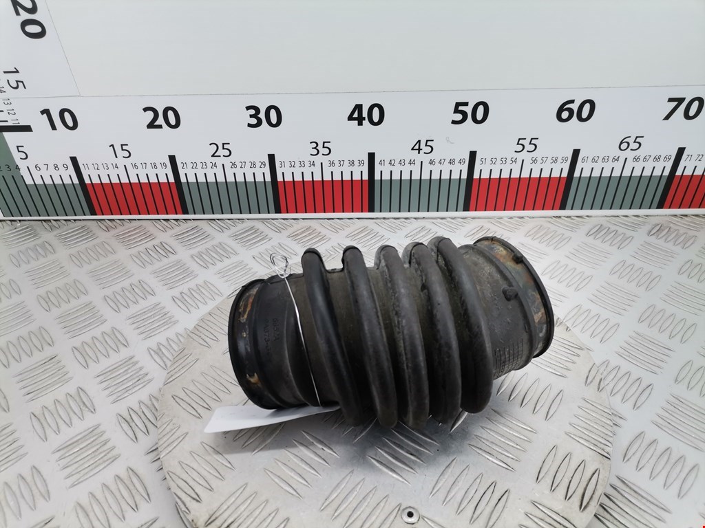 Патрубок воздушного фильтра FORD Focus II 2005-2011