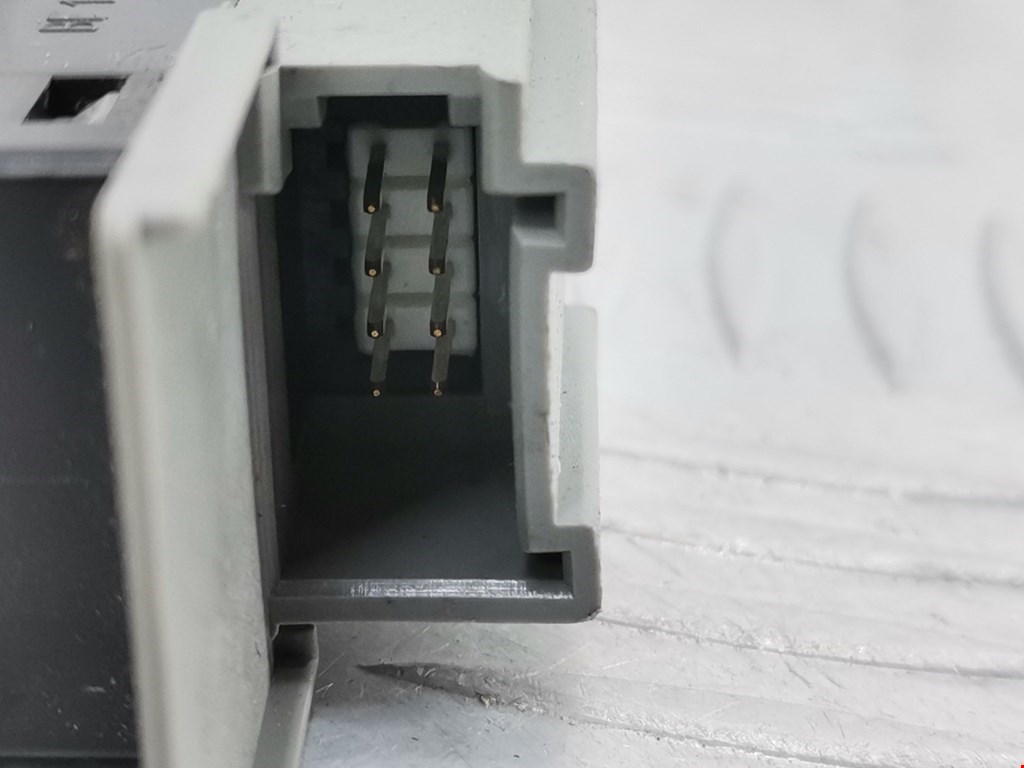 Кнопка стеклоподъемника AUDI A3 8L 1996-2003