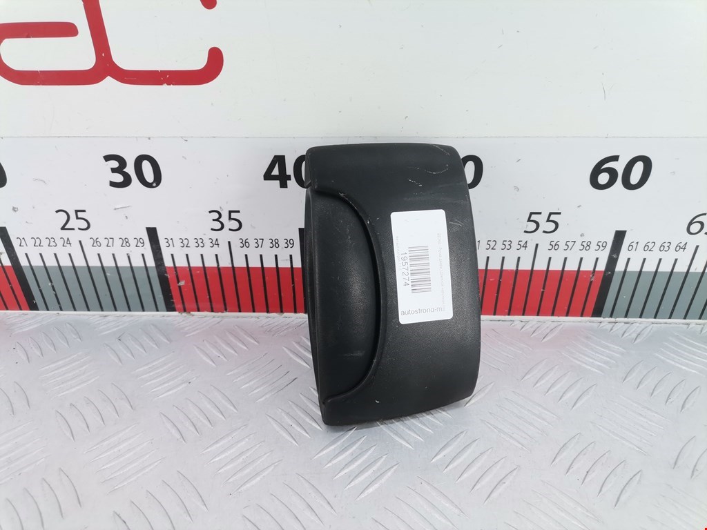 Ручка двери сдвижной наружная левая Renault Kangoo 1 (1997-2007)