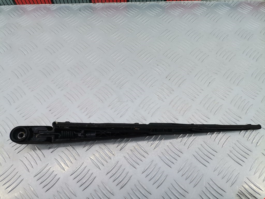 Поводок дворника задний (заднего) HYUNDAI i40 2011-2019