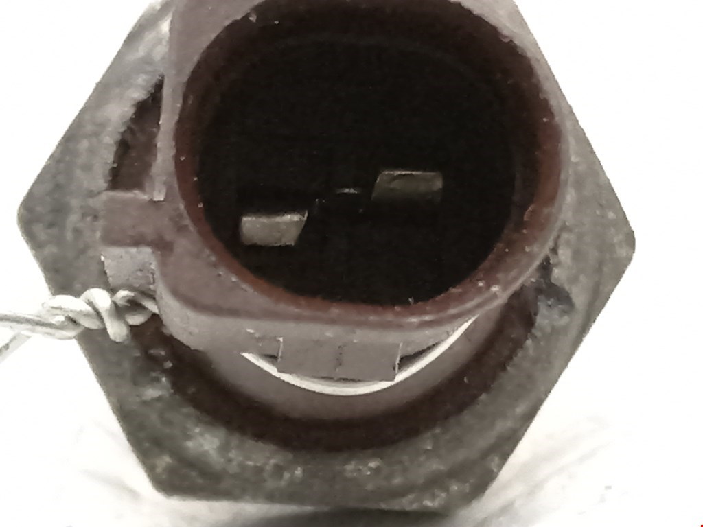 Датчик давления масла SKODA Fabia MK2 5J 2007-2014