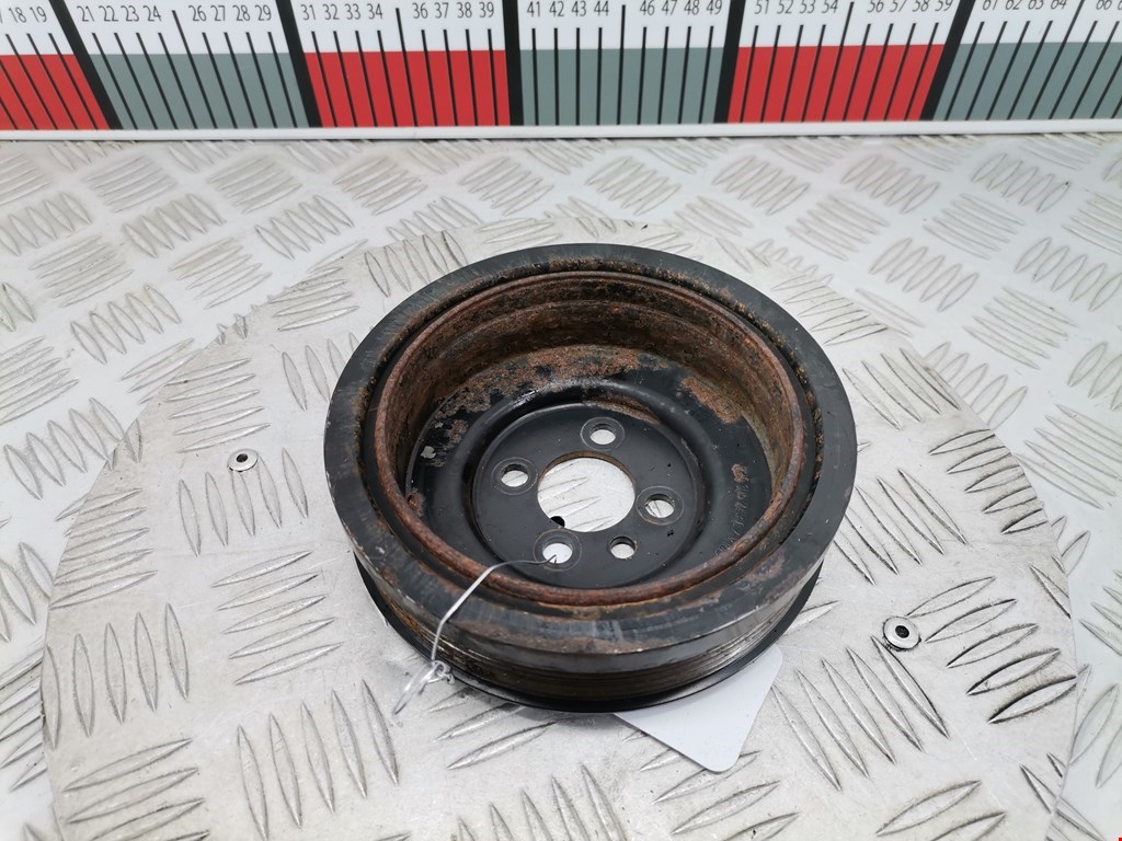 Шестерня коленвала (шкив) VOLKSWAGEN Passat B6 2005-2011