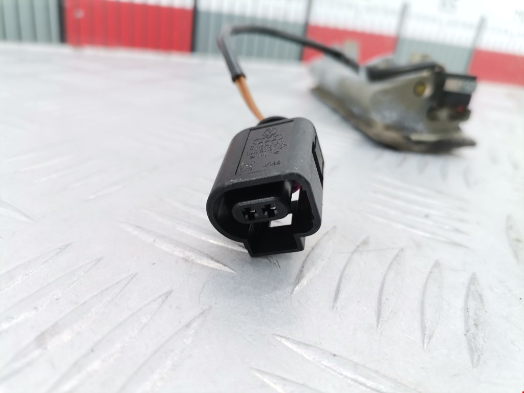 Ручка двери багажника наружная VOLKSWAGEN Golf IV 1997-2003