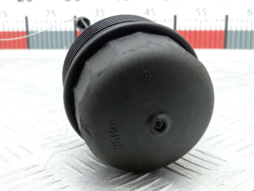 Крышка масляного фильтра VOLKSWAGEN Passat B5 1997-2005