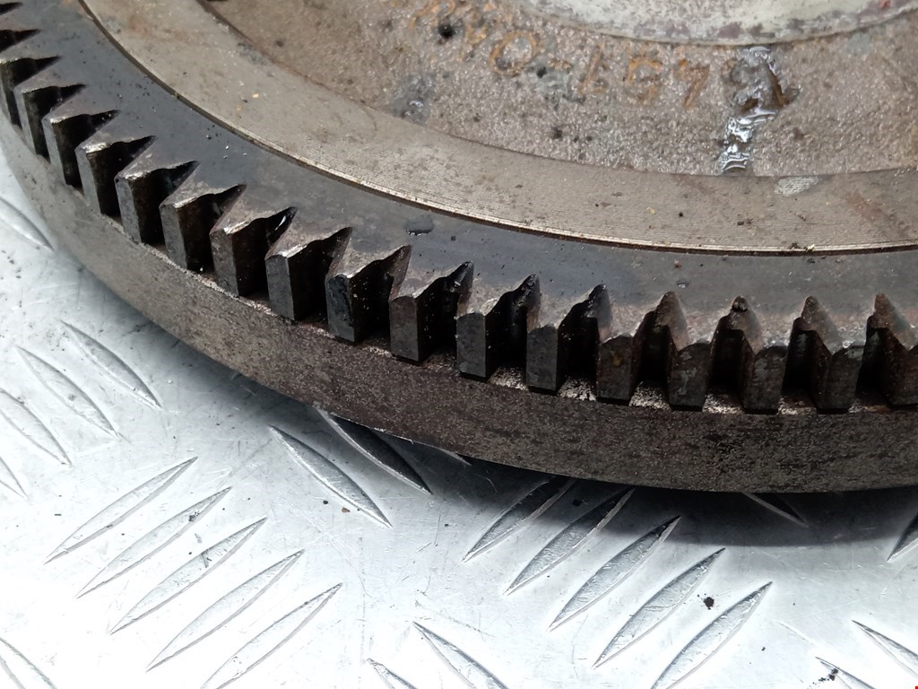 Маховик (демпфер сцепления) TOYOTA Yaris II XP50 2005-2011