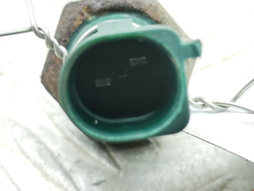 Датчик давления масла VOLKSWAGEN Golf IV 1997-2003