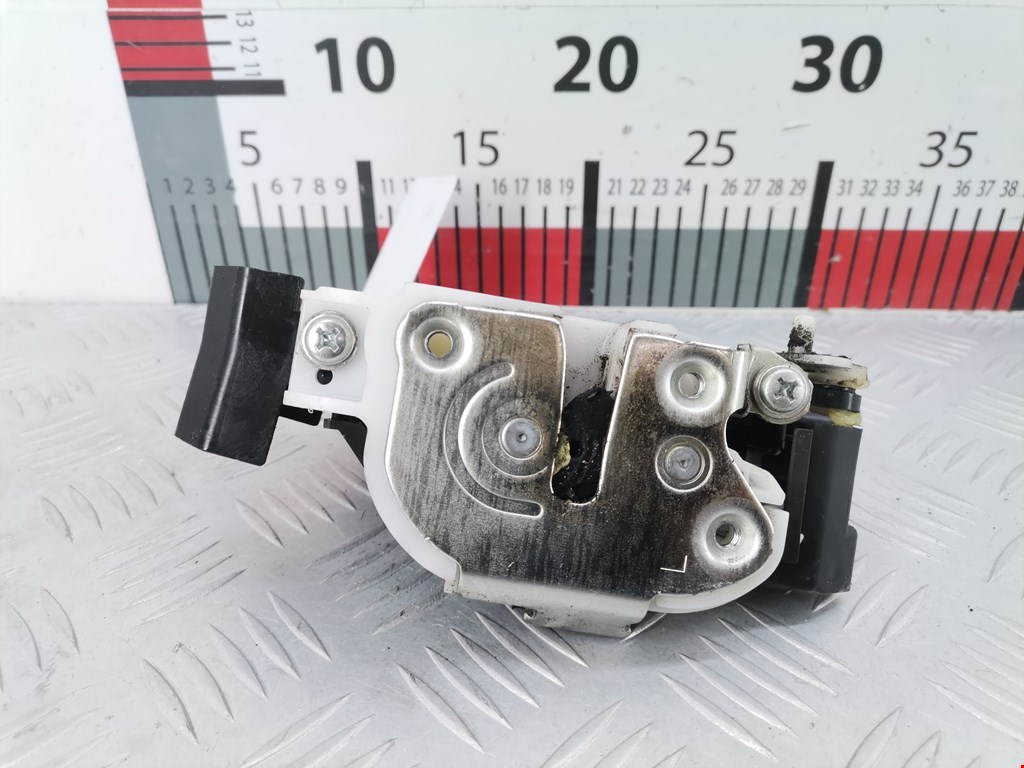 Замок двери задней левой MITSUBISHI Colt Z3 2003-2012