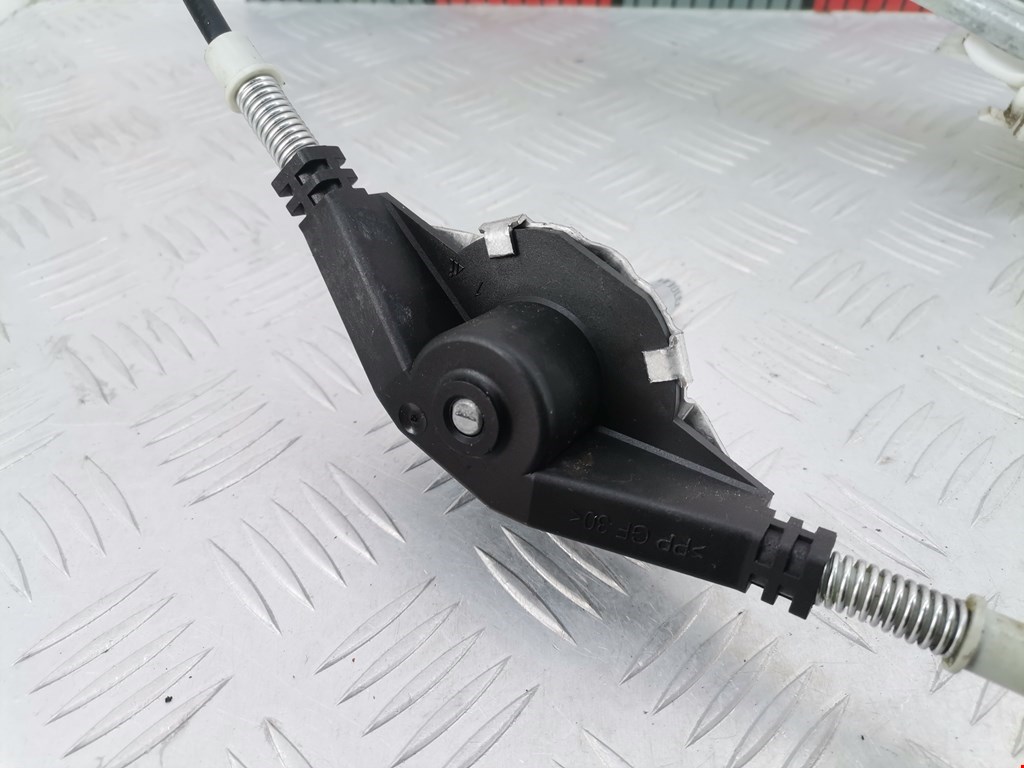 Стеклоподъемник задний правый MITSUBISHI Colt Z3 2003-2012