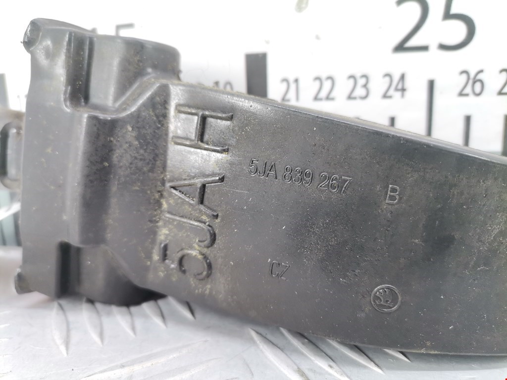 Ограничитель открывания двери SKODA Rapid 2012-2020