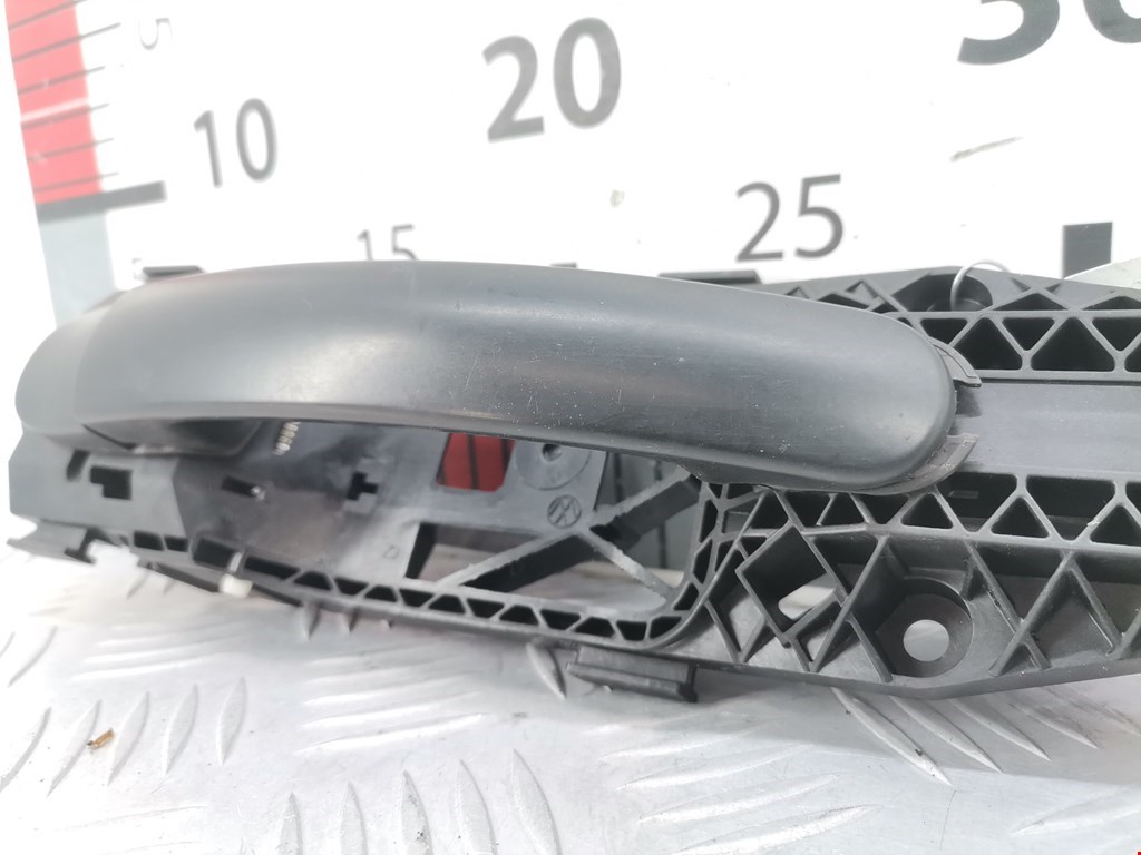 Ручка двери задней наружная правая SKODA Rapid 2012-2020