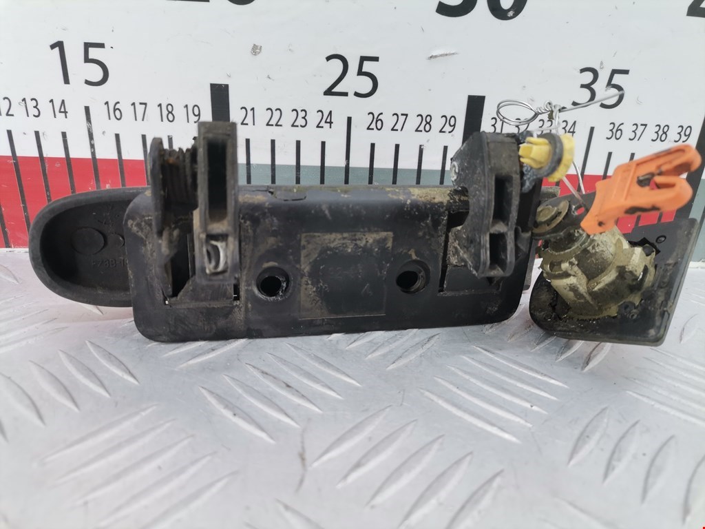 Ручка двери передней наружная правая FORD Windstar 1994-2003